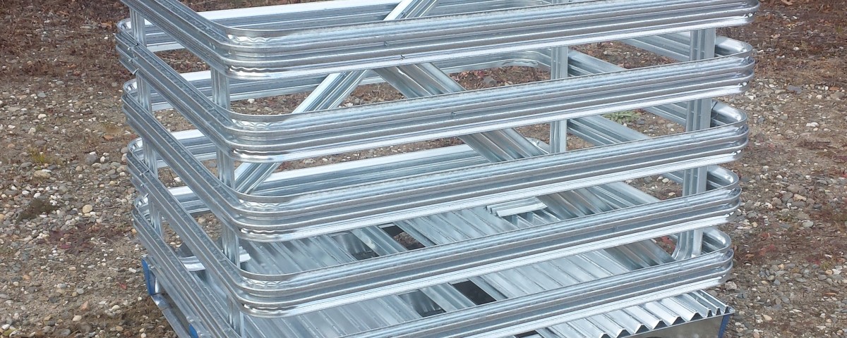platte en acier galvanisé — galvanized steel pallet — steel crate — tank palette
